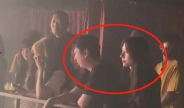 男网红吃瓜事件酒店视频,视频揭秘幕后真相