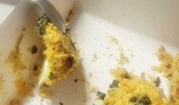 博主爆料饭里有虫子视频,食品安全引关注
