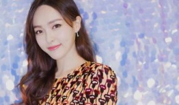 唐嫣爆料老白视频播放,揭秘老白背后的故事