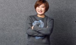 圈内爆料贾玲恋爱,喜剧女神甜蜜邂逅，甜蜜瞬间引网友热议