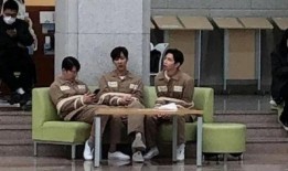 顶楼最新爆料,剧情反转再升级，真相即将揭晓！